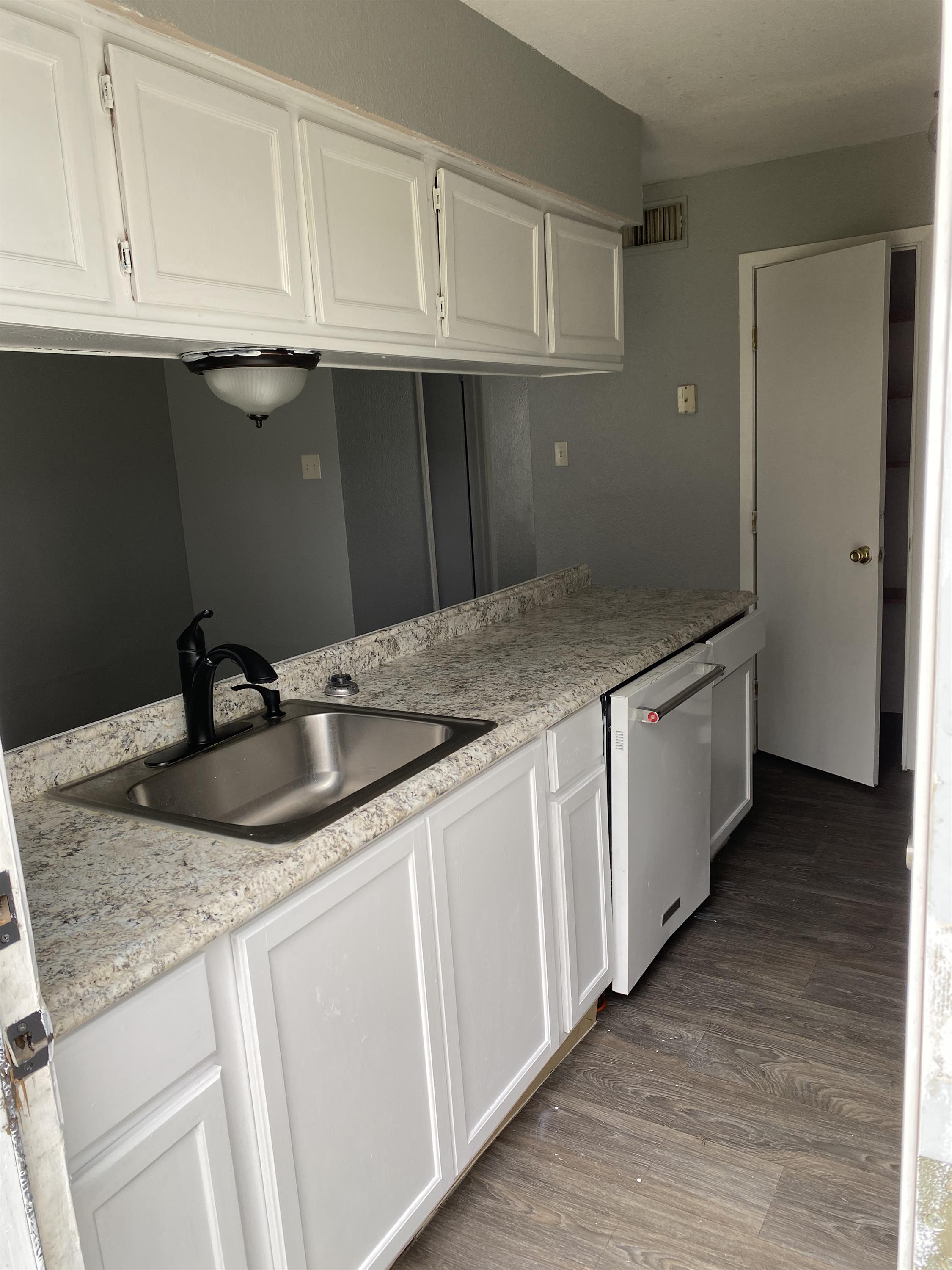 312 Rice Street - B